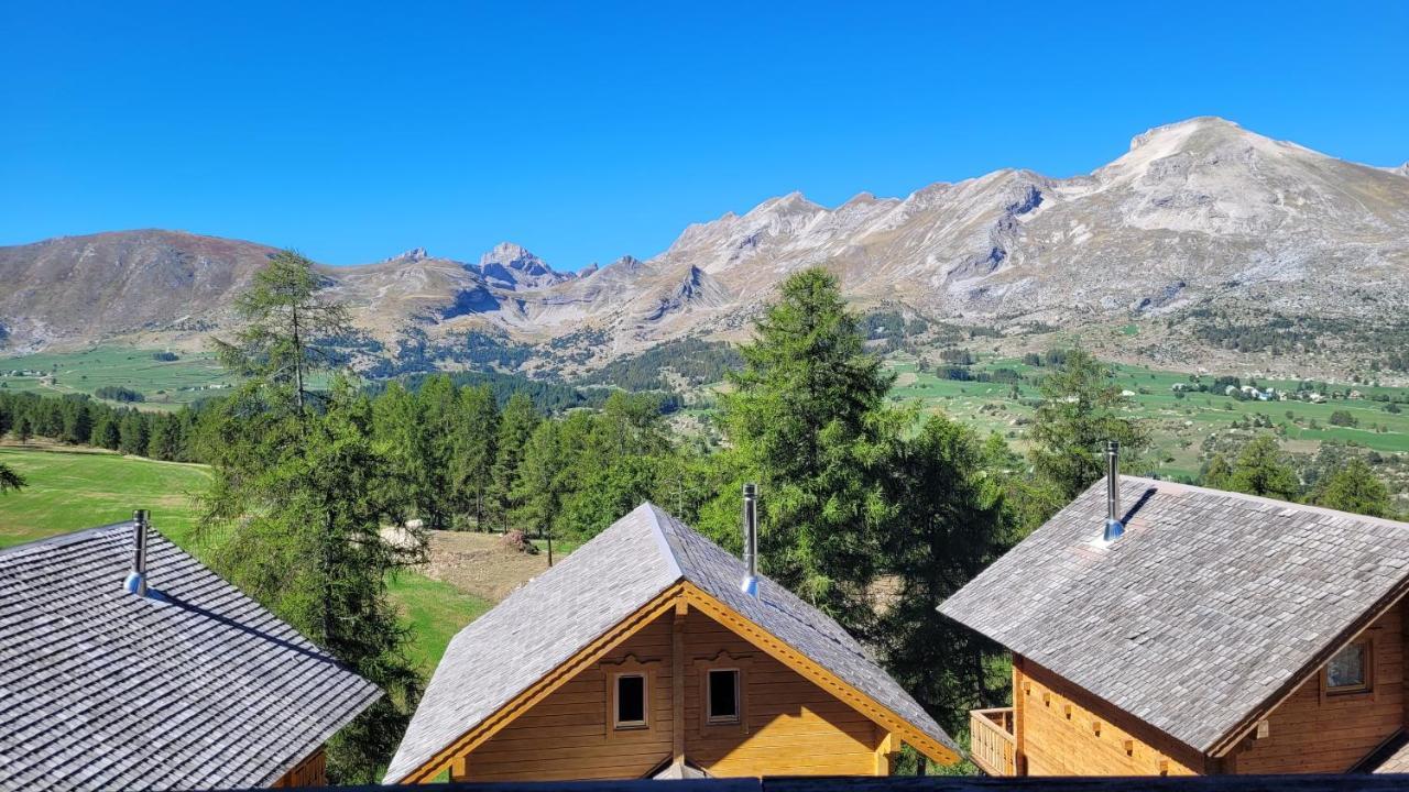 Chalet Aneloup Vue D'Exception A La Joue Du Loup Le Devoluy Bagian luar foto